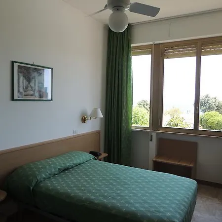 호텔 Baby Gigli 3*